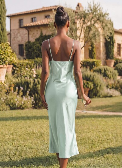 Sheath/Column Cowl Neck Sleeveless Bridesmaid Dress