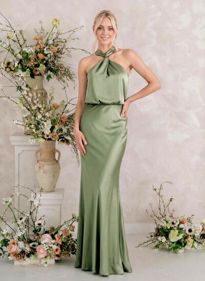 Sheath/Column Halter Floor-Length Bridesmaid Dress