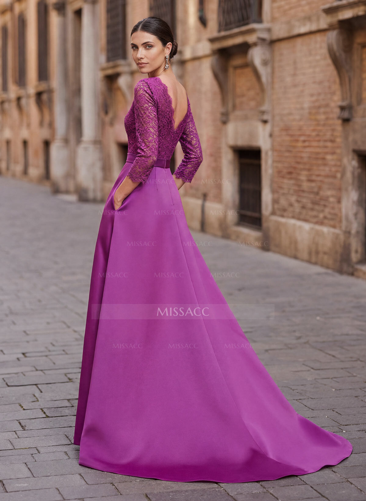 Elegant Lace Sleeves Evening Dresses With Beading Satin