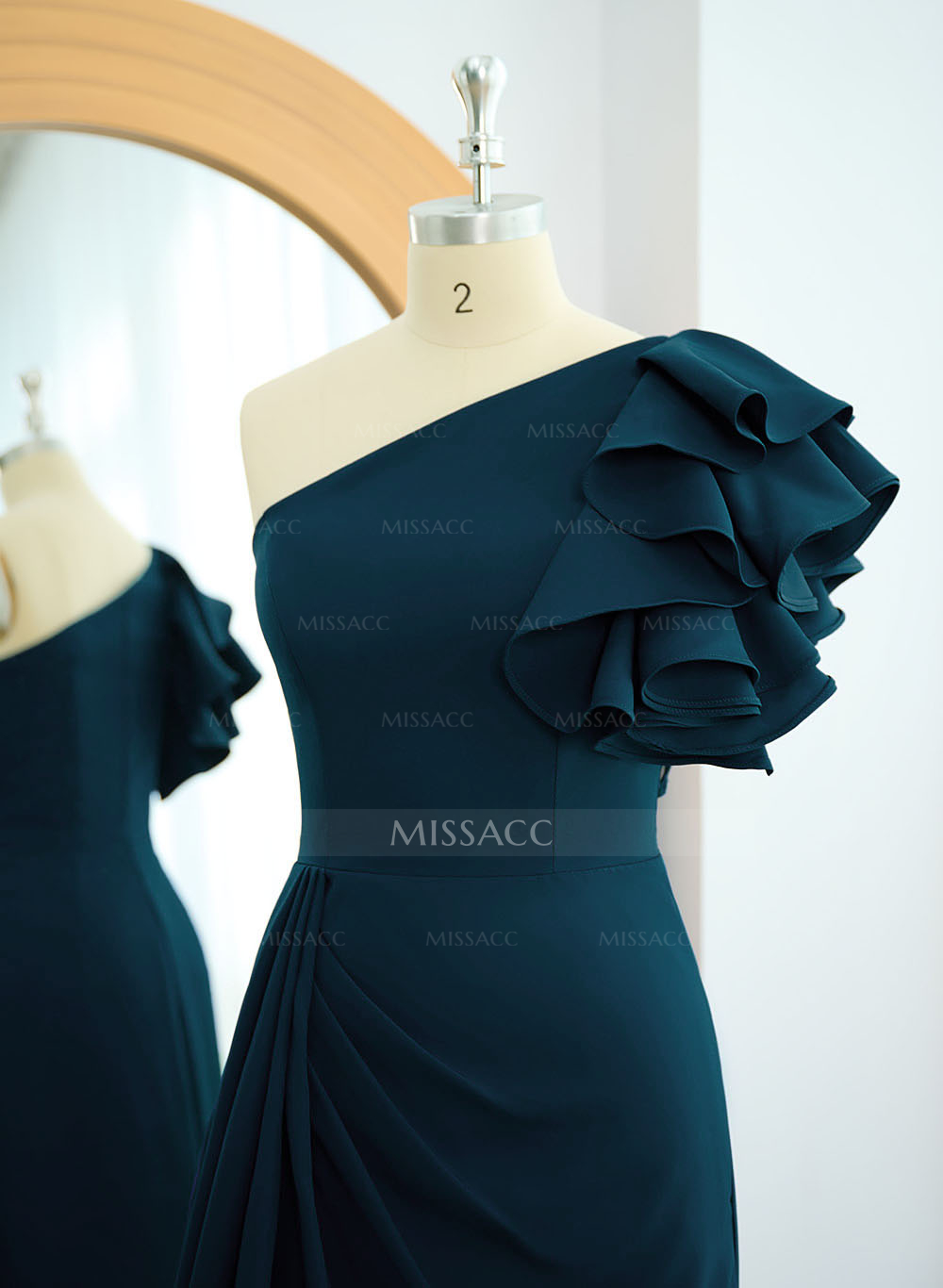 One-Shoulder A-Line Ruffle Evening Dresses With Elastic Satin