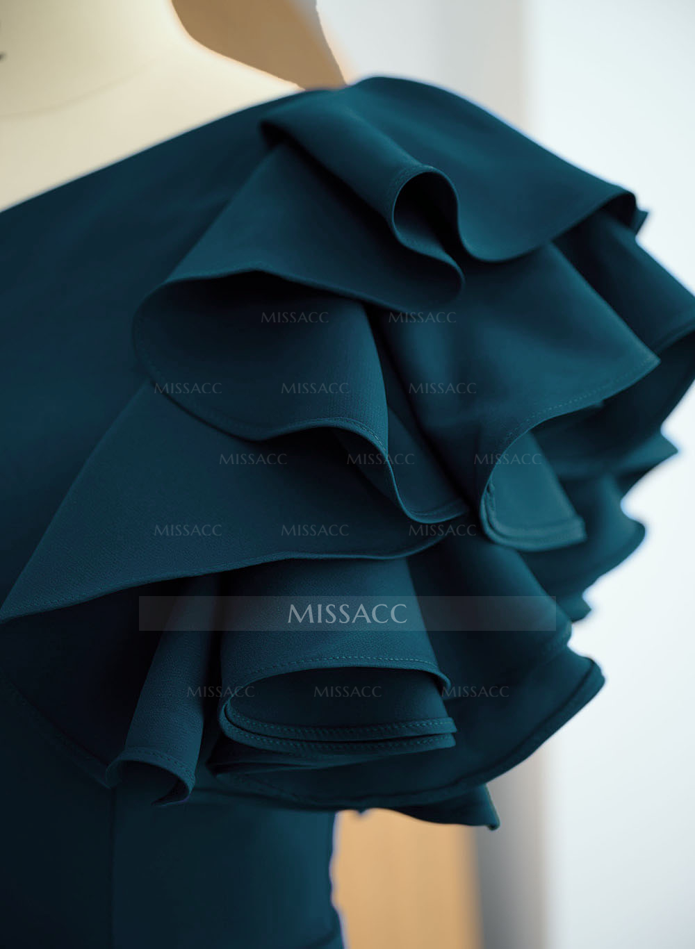 One-Shoulder A-Line Ruffle Evening Dresses With Elastic Satin