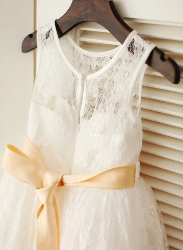 A-Line/Princess Scoop Neck Tea-Length Lace Flower Girl Dress With Flower Sash