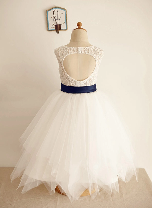 A-line/Princess Scoop Neck Tea-Length Lace Tulle Flower Girl Dress With Sash