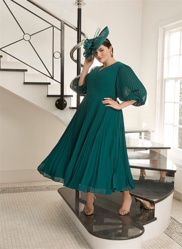 A-Line V-neck 3/4 Sleeves Pleated Chiffon Tea-Length Mother of the Bride Dresses