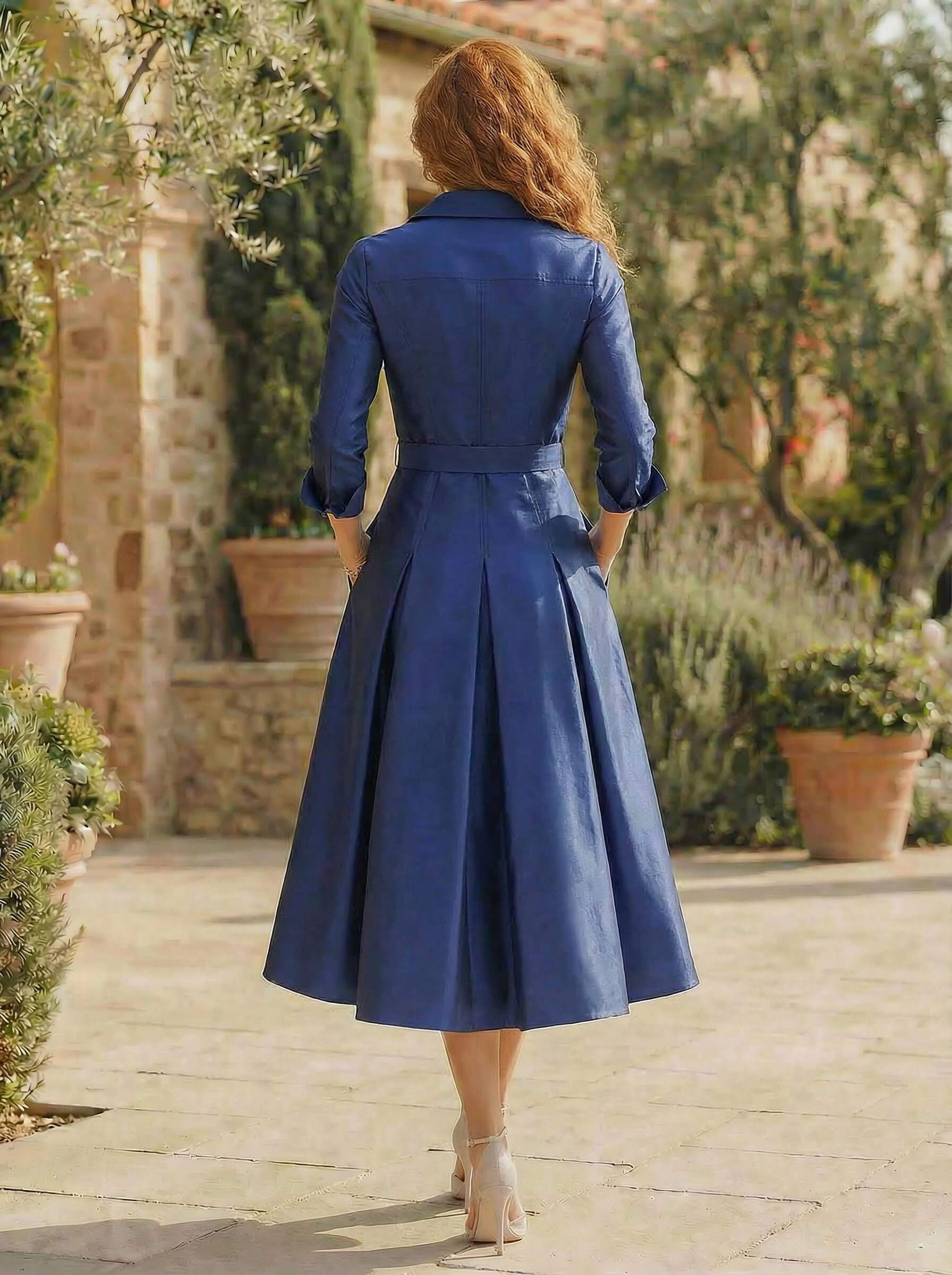 Long Sleeves A-Line Satin V-Neck Mother Of The Bride Dresses