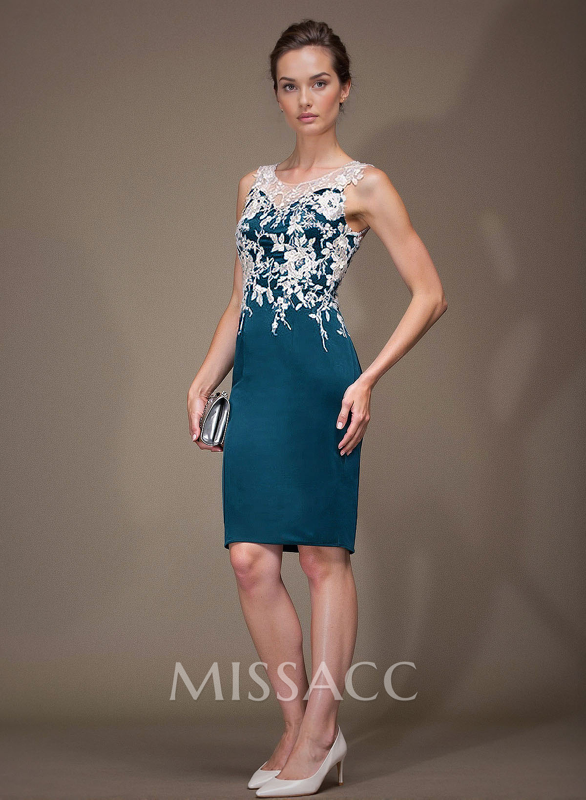 Sheath Scoop Neck Sleeveless Knee-Length Satin Mother Of The Bride Dresses With Jacket Appliqued