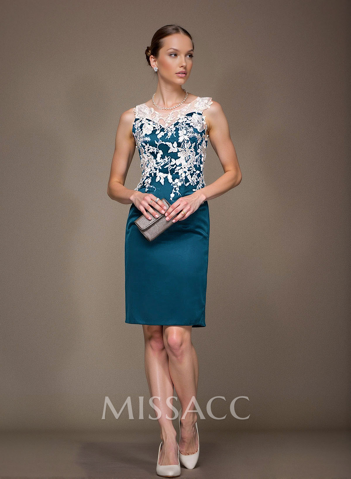 Sheath Scoop Neck Sleeveless Knee-Length Satin Mother Of The Bride Dresses With Jacket Appliqued
