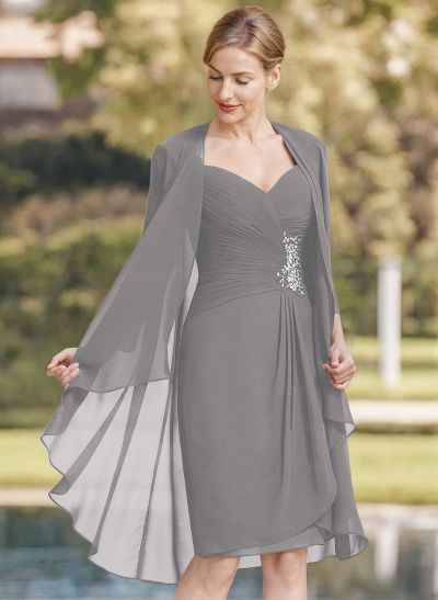 Sheath/Column Sweetheart Knee-Length Chiffon Mother Of The Bride Dress With Beading Pleated Appliques Lace