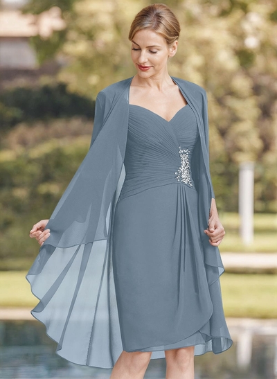 Sheath/Column Sweetheart Knee-Length Chiffon Mother Of The Bride Dress With Beading Pleated Appliques Lace