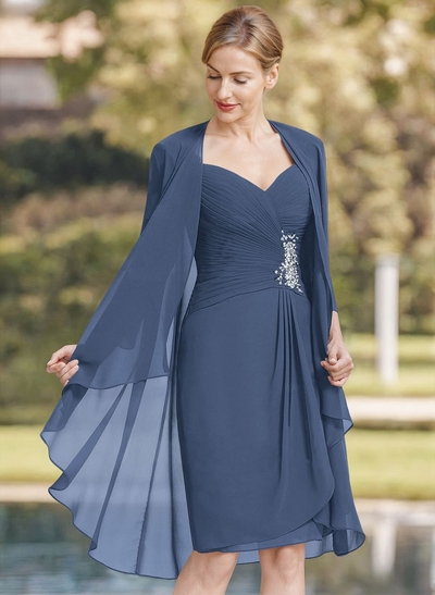 Sheath/Column Sweetheart Knee-Length Chiffon Mother Of The Bride Dress With Beading Pleated Appliques Lace