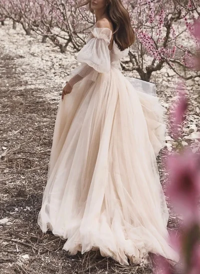 A-Line Sweetheart Sweep Train Tulle Wedding Dress With Split Front