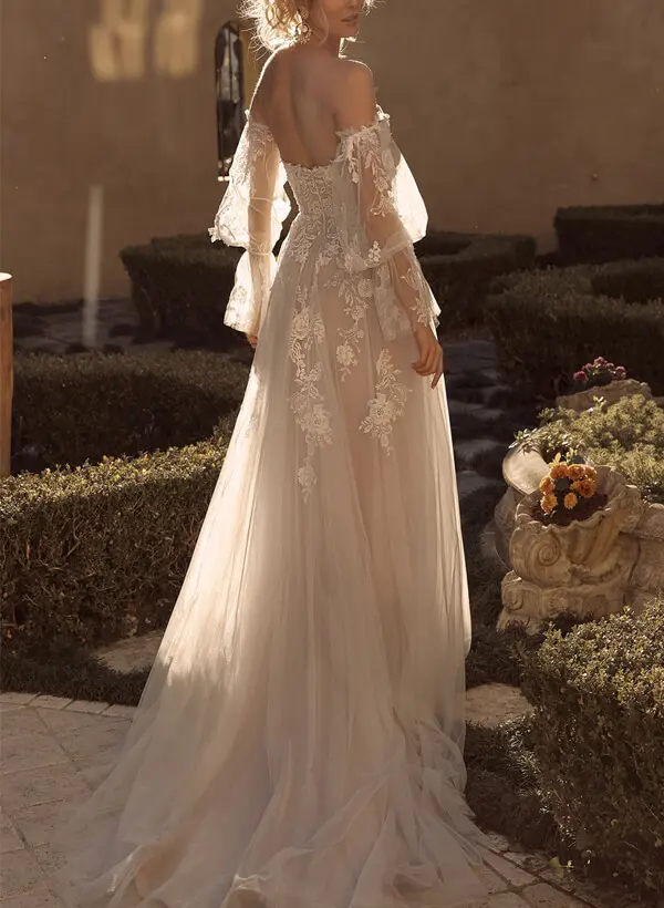 Missacc Bride Long Sleeves Lace Sweetheart Wedding Dress with A-Line Sweep Train