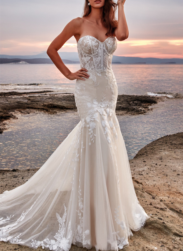 Trumpet/Mermaid Sweetheart Short Sleeves Tulle Lace Court Train Wedding Dress With Appliques Lace 