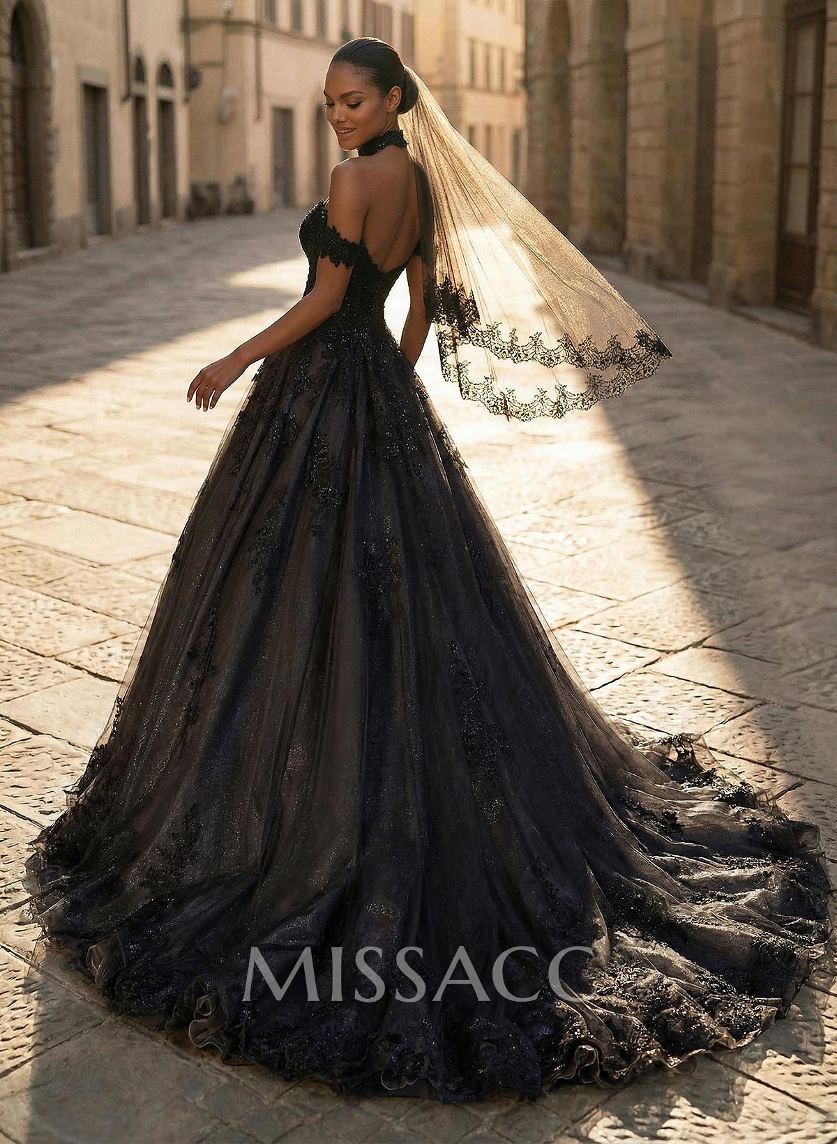 Ball-Gown/Princess Sweetheart Sweep Train Tulle Wedding Dress With Appliques Lace