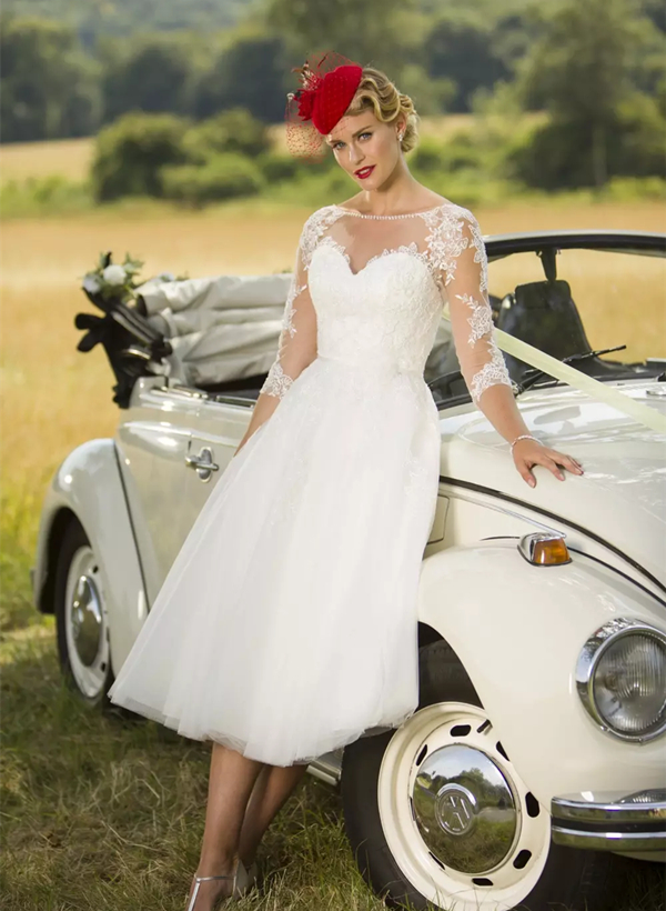 Tea-Length Ball-Gown Lace Wedding Dresses With 3/4 Sleeves