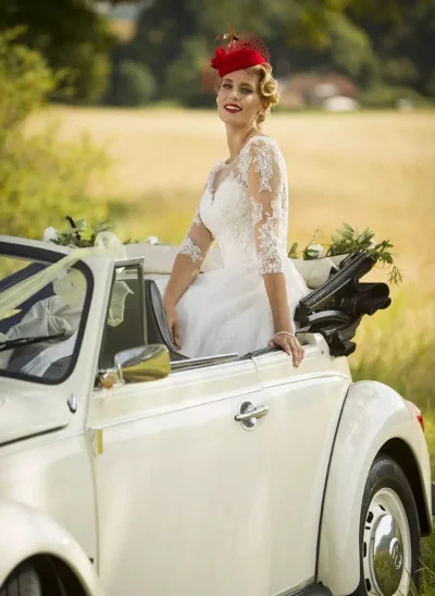 Tea-Length Ball-Gown Lace Wedding Dresses With 3/4 Sleeves