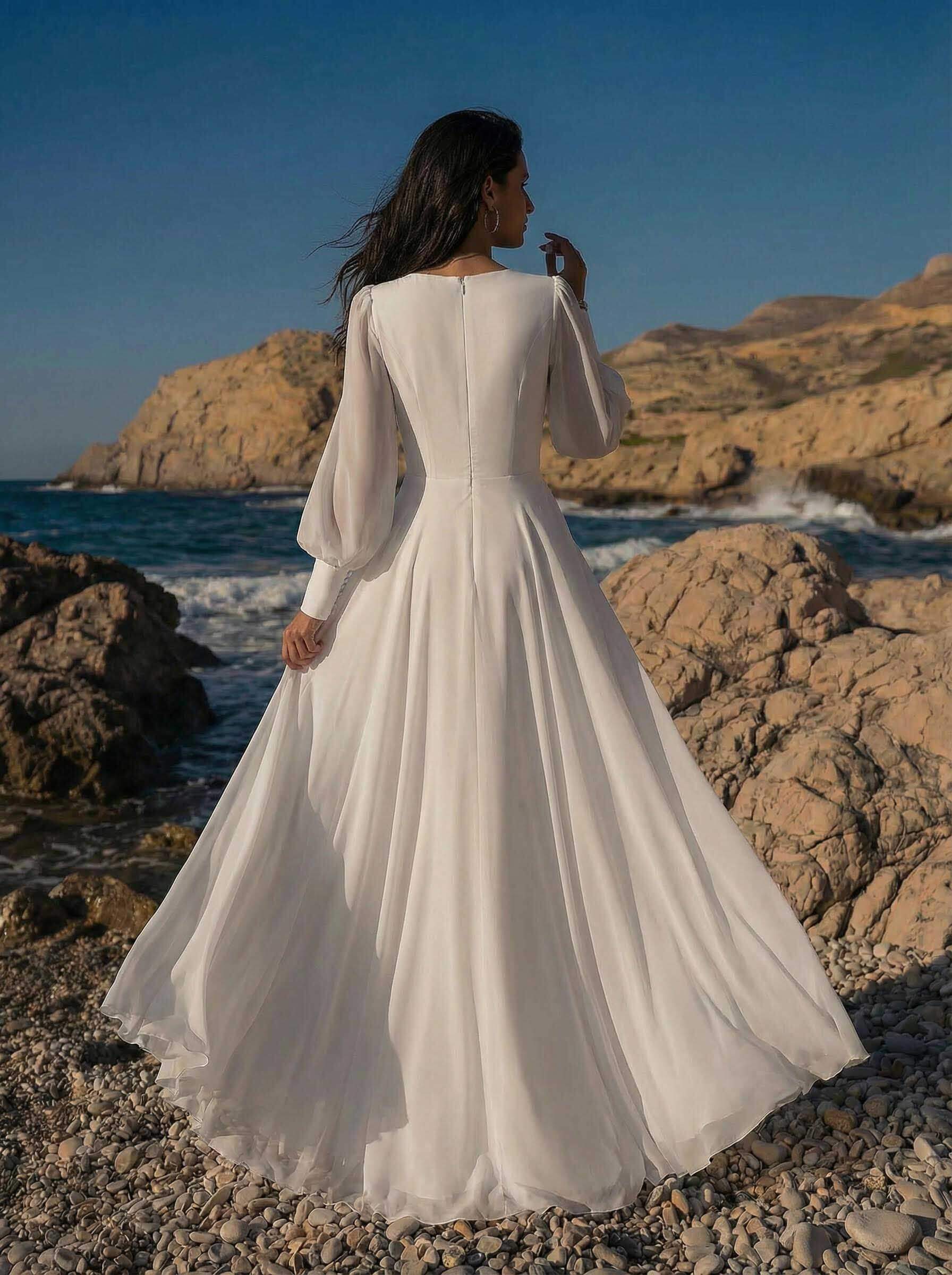 Long Sleeves A-Line Beach Wedding Dresses With V-neck Chiffon Floor-Length 