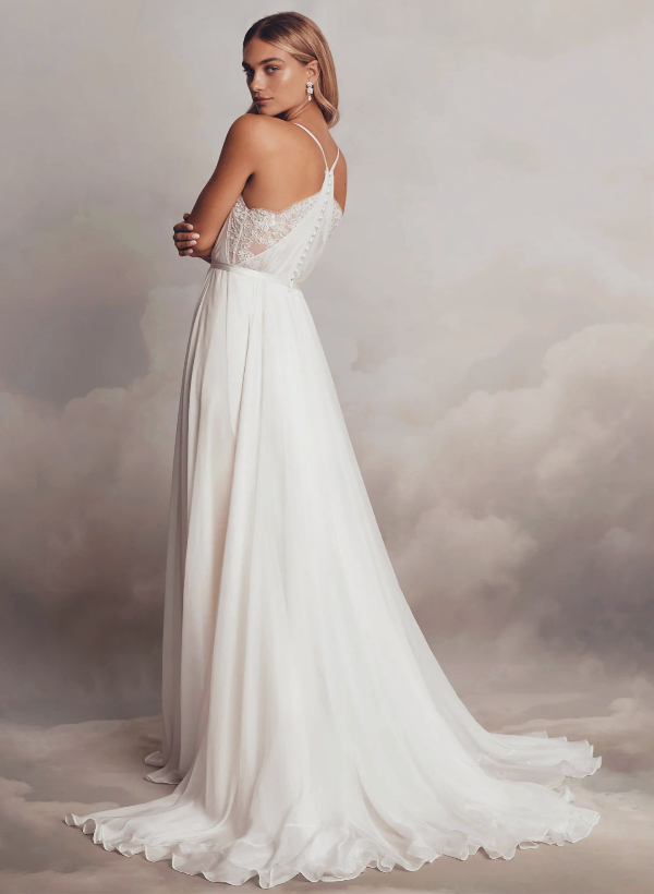 Boho Lace A-Line Wedding Dresses With V-neck Chiffon Sweep Train 