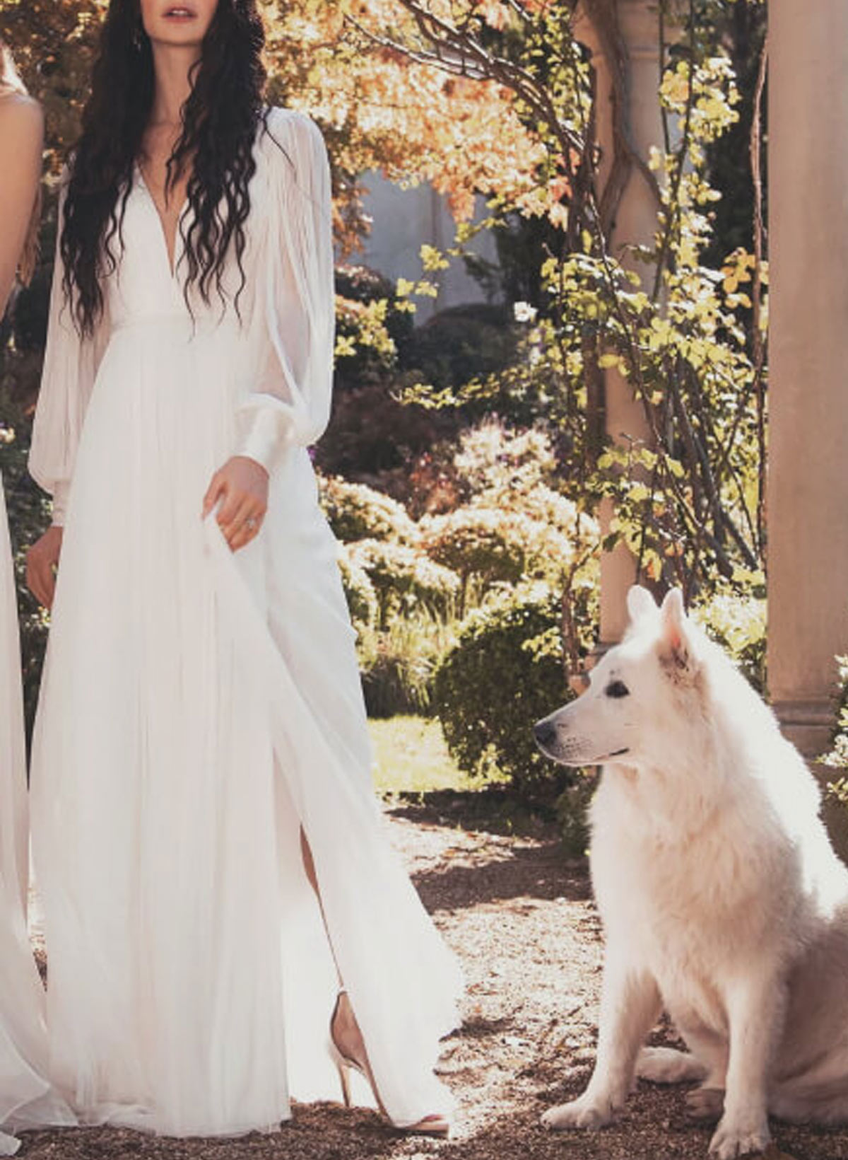 Long Sleeves Boho A-Line Wedding Dresses With V-Neck Sweep Train