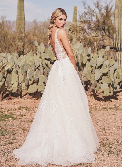 Boho Ball-Gown Lace Wedding Dresses With Sweep Train