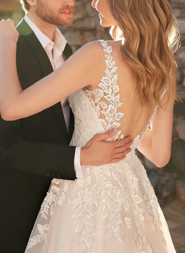 Ball-Gown Lace Wedding Dresses With Tulle