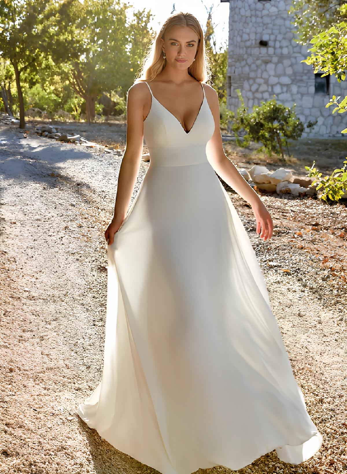 Simple A-Line Chiffon Wedding Dresses With Court Train 