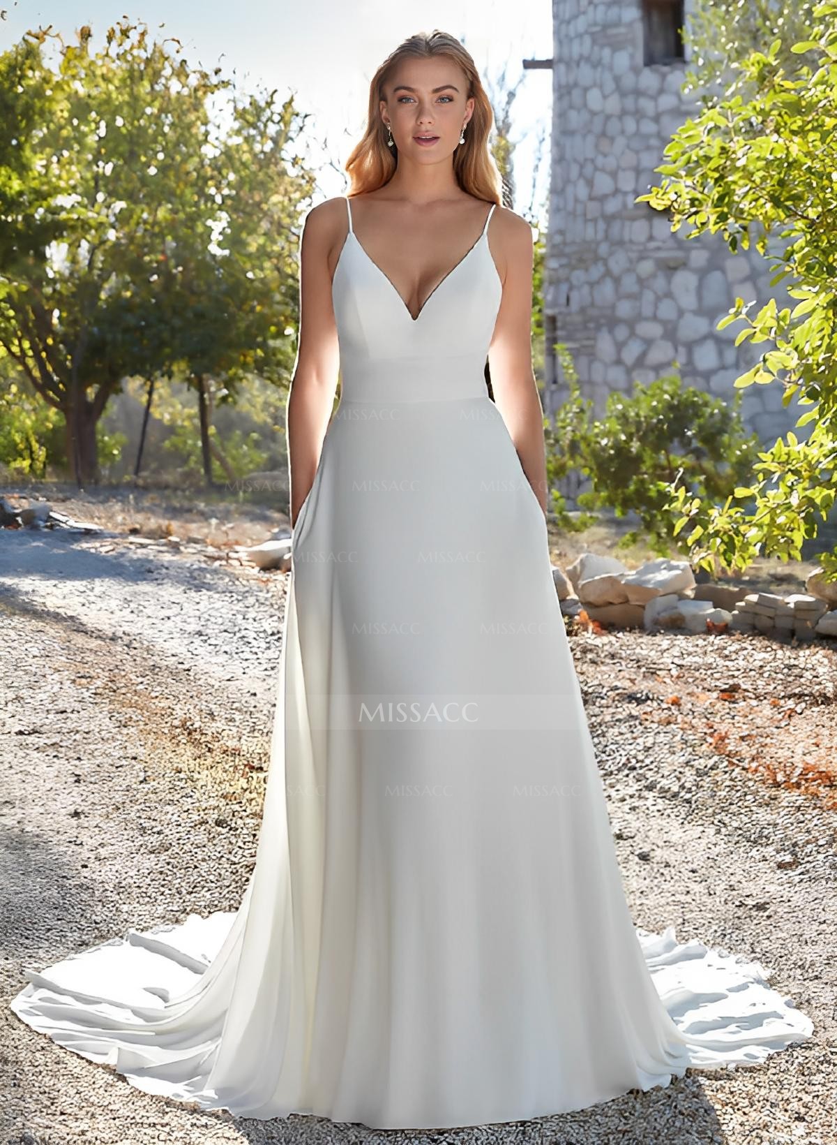 Simple A-Line Chiffon Wedding Dresses With Court Train 