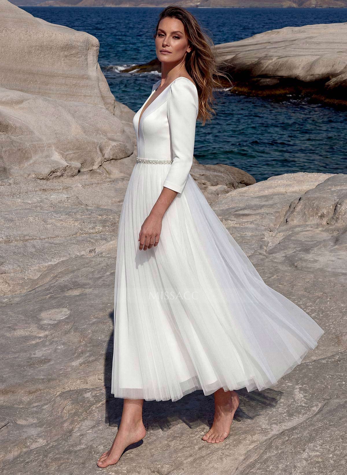 Short Simple Wedding Dresses With Sleeves