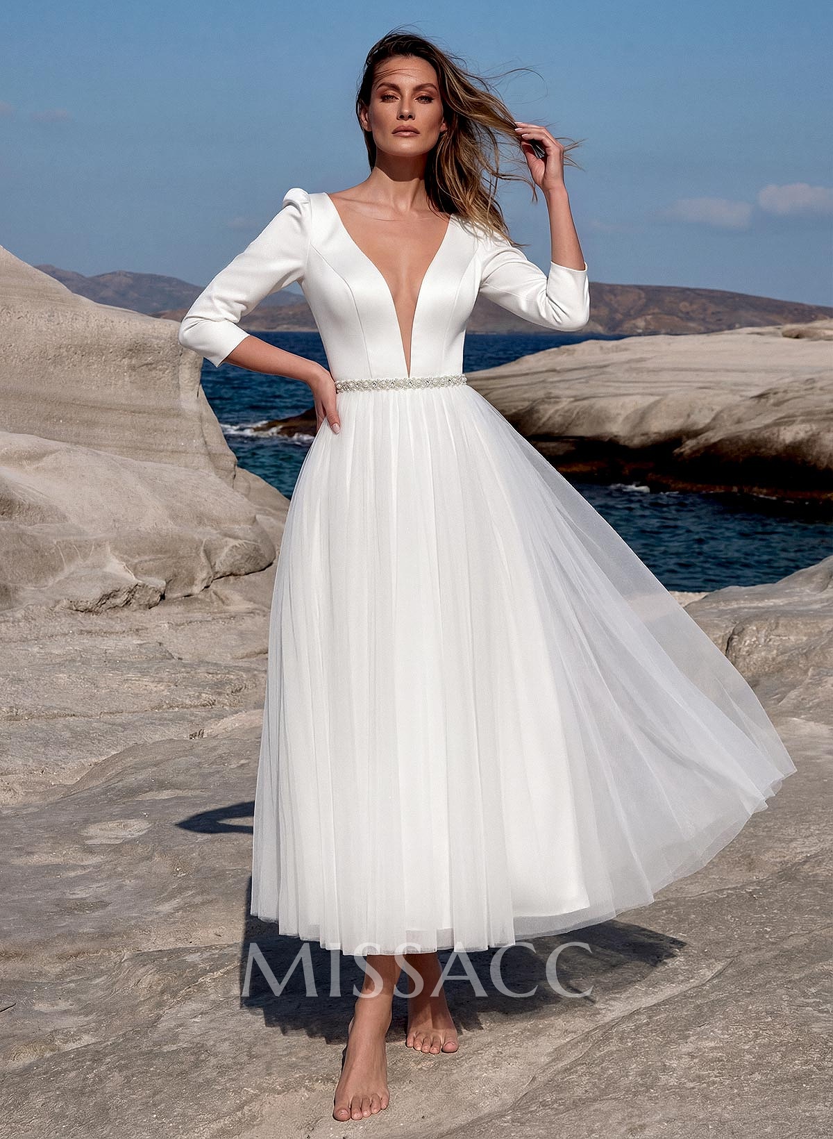 Short Simple Wedding Dresses With Sleeves