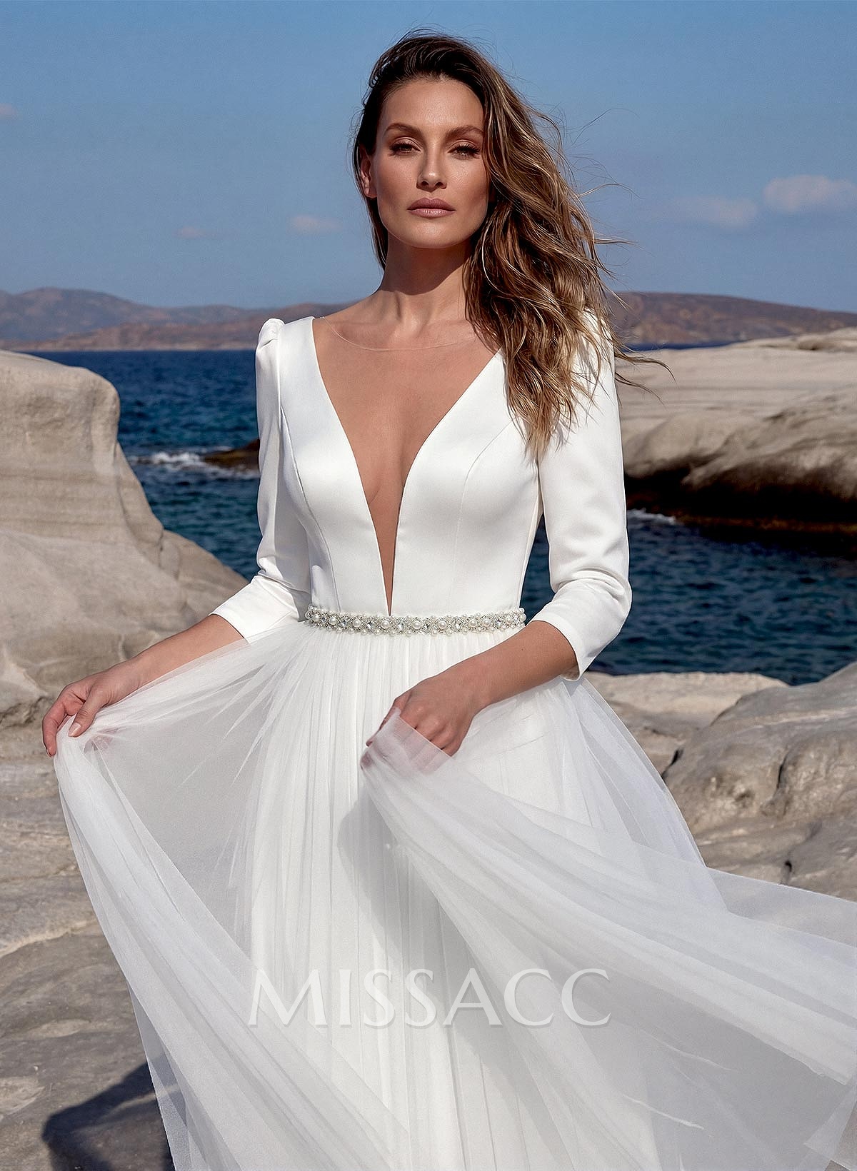 Short Simple Wedding Dresses With Sleeves