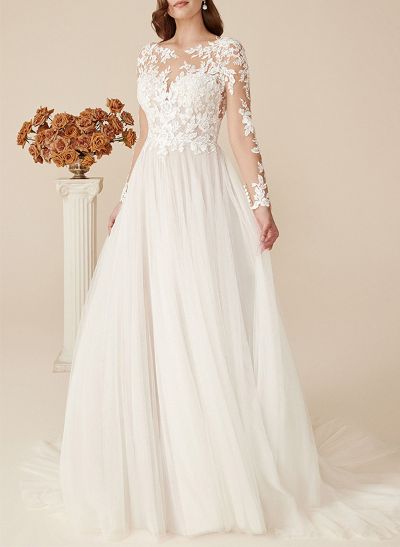 Long Sleeves Lace Romantic Wedding Dresses With Tulle