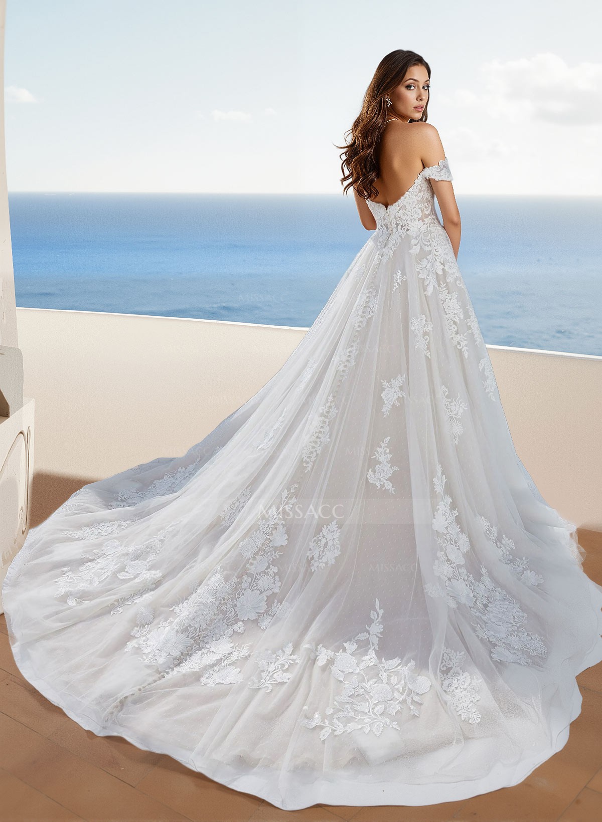 Off-The-Shoulder Ball-Gown Lace Wedding Dresses With Tulle