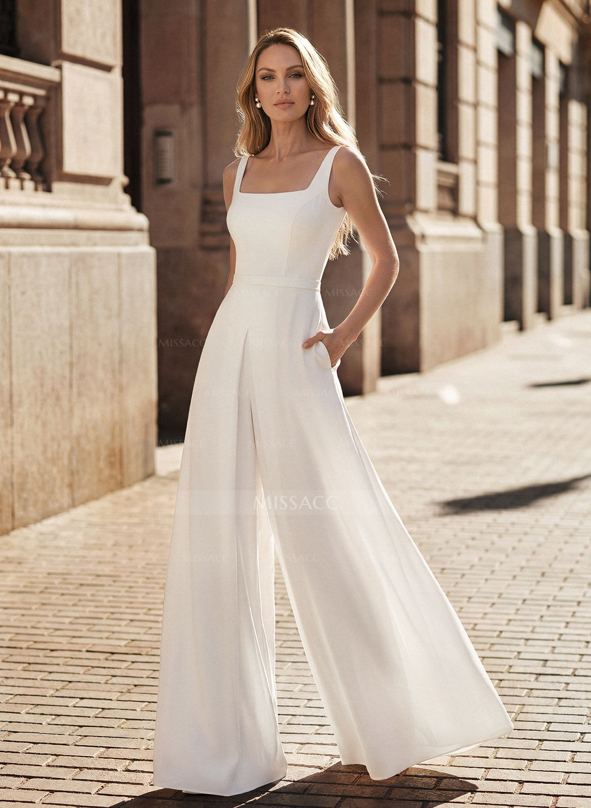 Ivory Jumpsuit Bridal Dress 2023 With Pockets Floor-Length Square Neck Sleeveless