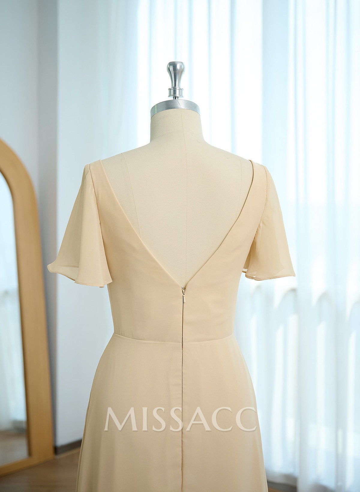 Short Sleeves V-Neck Bridesmaid Dress With Chiffon Short Sleeves V-Neck Bridesmaid Dress With Chiffon