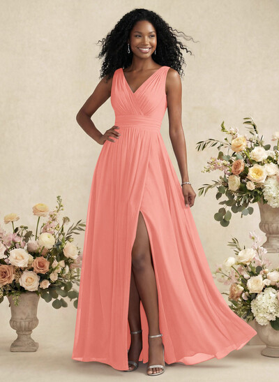 V-Neck A-Line Bridesmaid Dresses With Ruffle