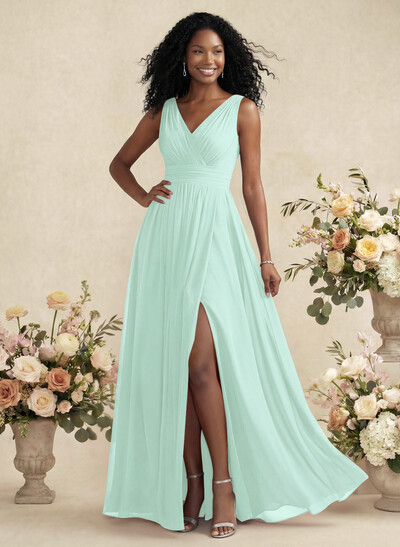 V-Neck A-Line Bridesmaid Dresses With Ruffle