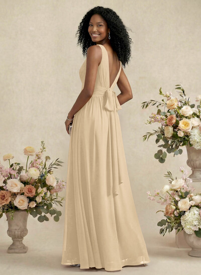 V-Neck A-Line Bridesmaid Dresses With Ruffle
