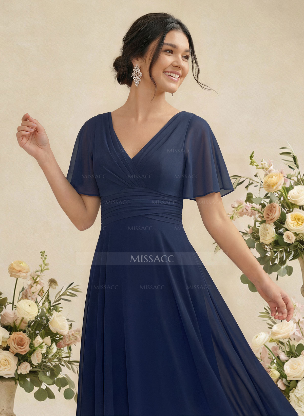 V-Neck Chiffon Bridesmaid Dresses With Short Sleeves