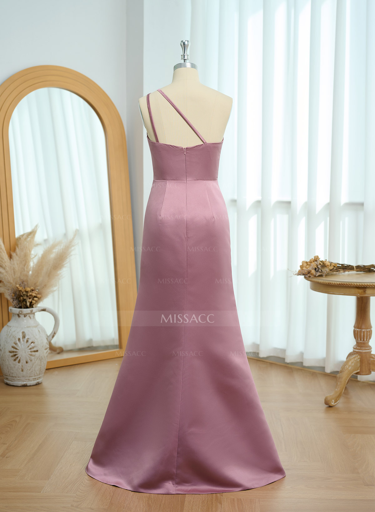 One-Shoulder Trumpet/Mermaid Satin Bridesmaid Dresses