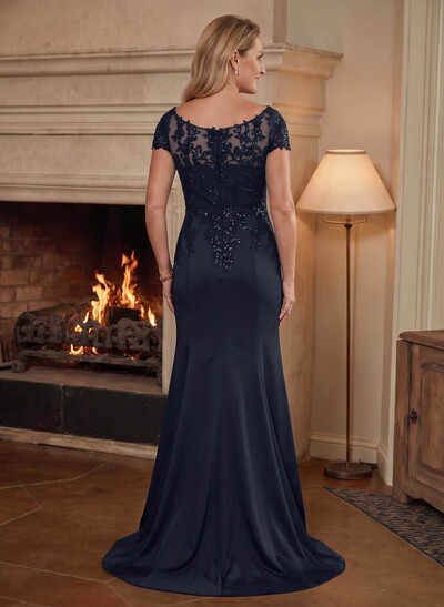 Elegant Lace Sheath/Column Mother Of The Bride Dresses