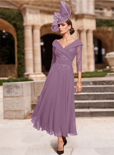 A-Line V-Neck 3/4 Sleeves Chiffon Mother Of The Bride Dresses With Lace