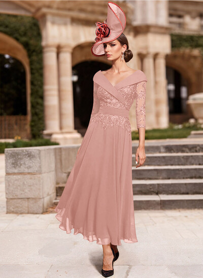 A-Line V-Neck 3/4 Sleeves Chiffon Mother Of The Bride Dresses With Lace