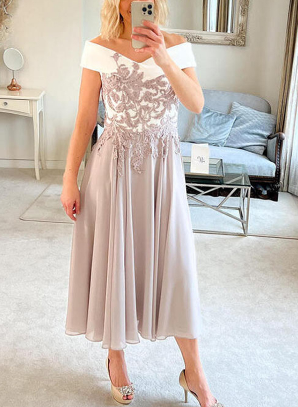 A-Line V-Neck Sleeveless Tea-Length Chiffon Mother Of The Bride Dresses With Appliques Lace