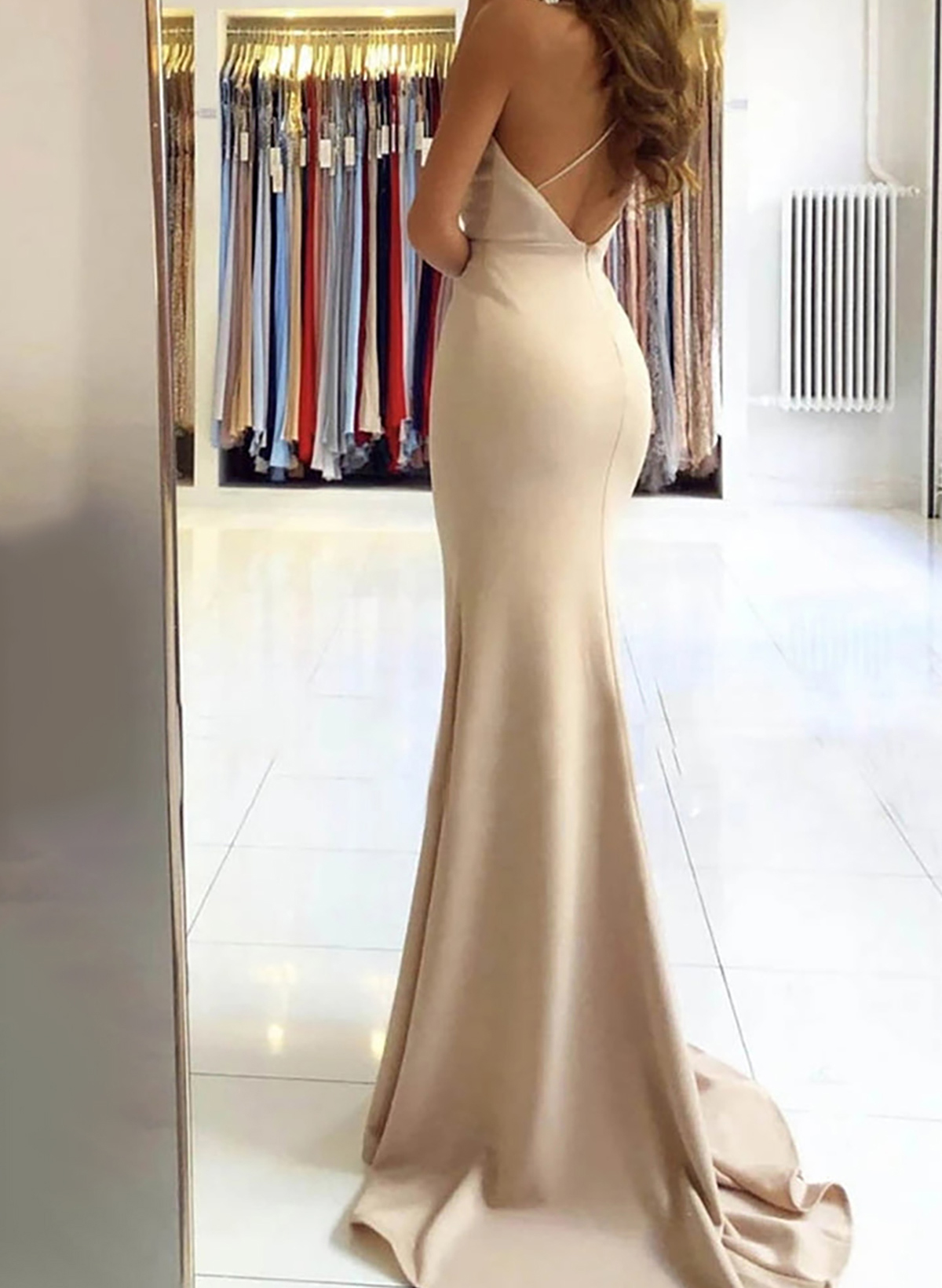 Cowl Neck Trumpet/Mermaid Open Back Prom Dresses With Split Front