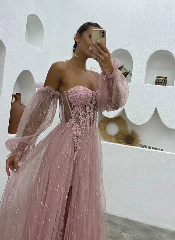 A-Line Sweetheart Long Sleeves Sweep Train Tulle Prom Dresses With Appliques Lace