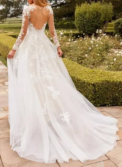 Modern Lace Ball Gown Wedding Dress With Long Sleeves