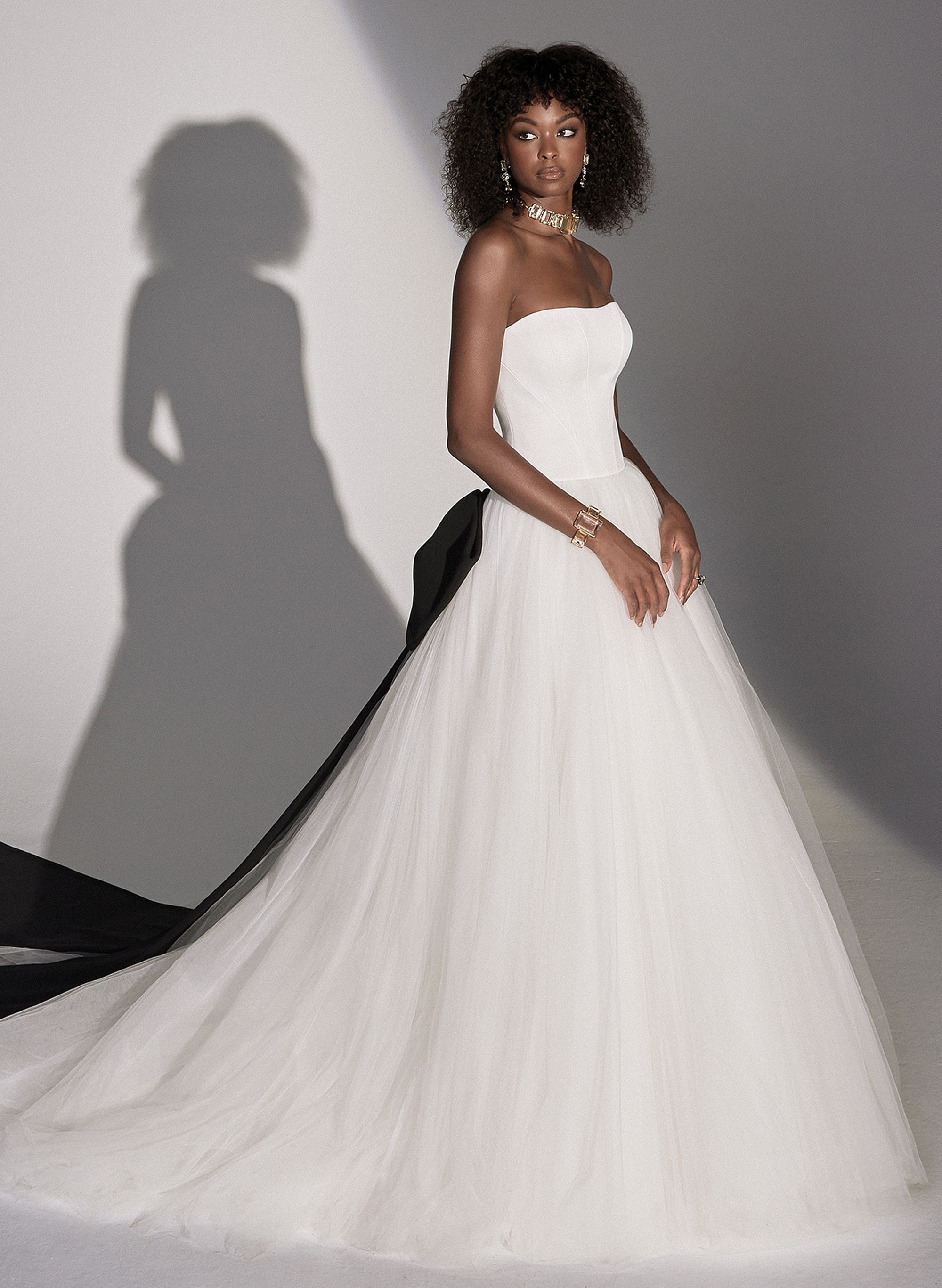 Ball-Gown Strapless  Romantic Wedding Dresses With Tulle Bow