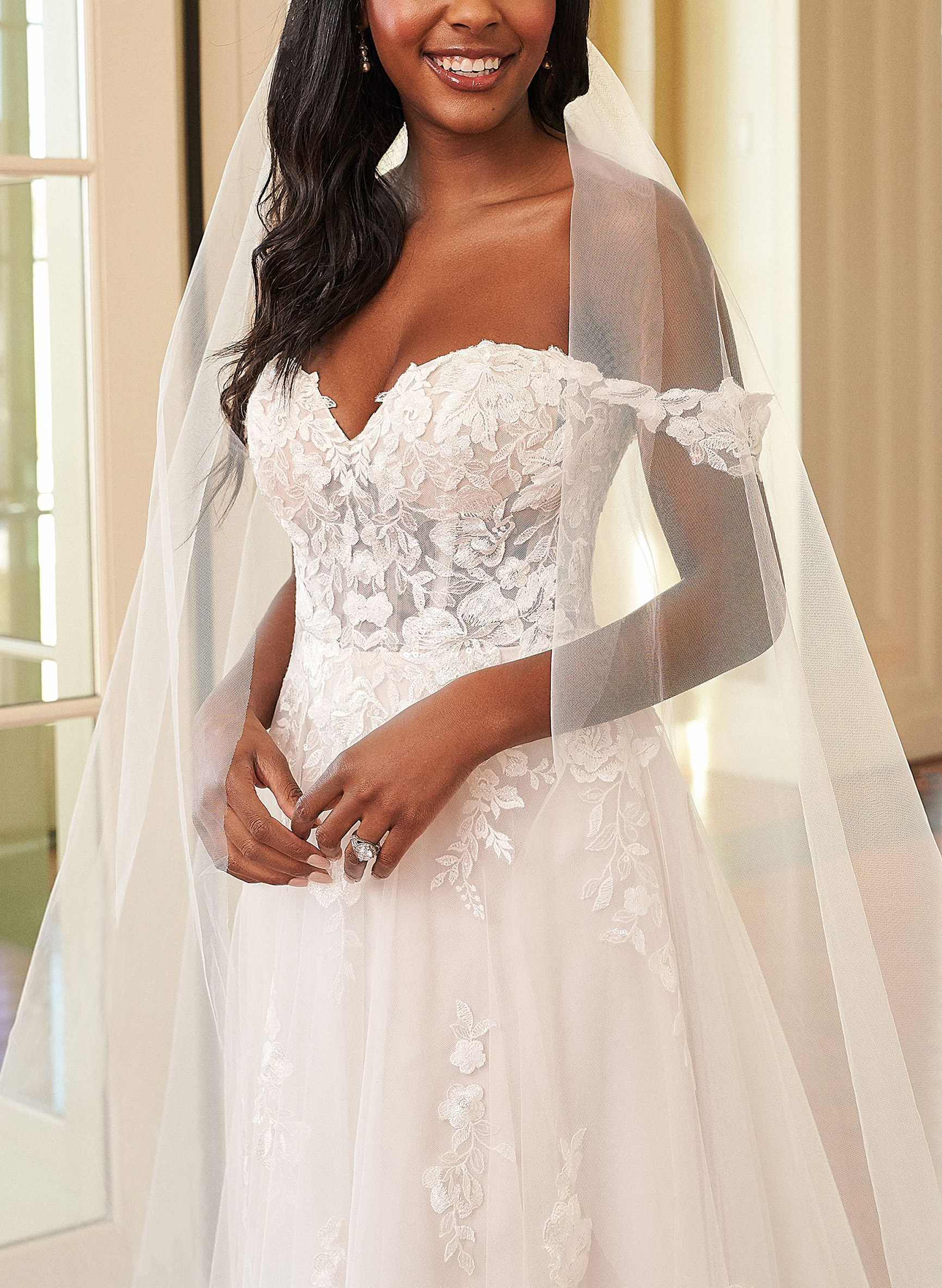 Lace Off-the-Shoulder Romantic Wedding Dresses With