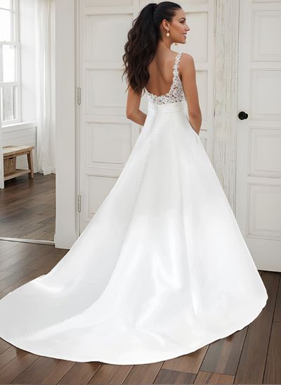 Lace Ball-Gown Satin V-Neck Wedding Dresses With Pockets