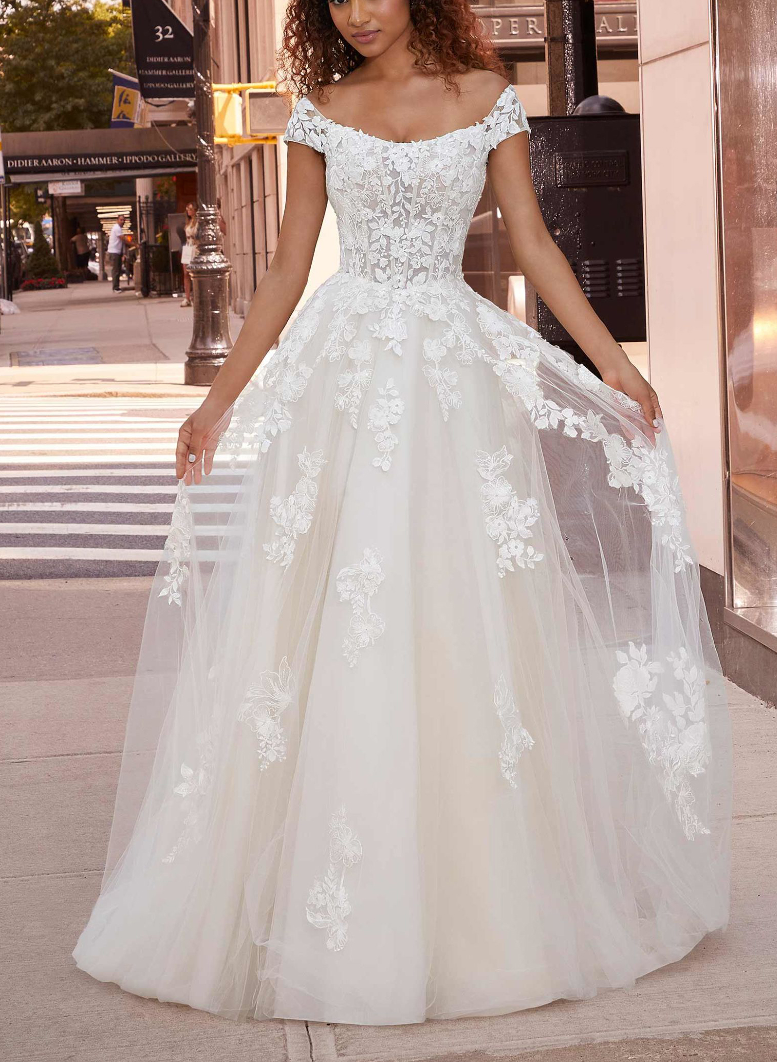 Lace Off-the-Shoulder  Ball-Gown Wedding Dresses 